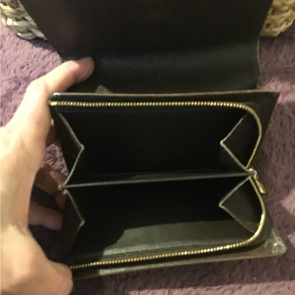 Authentic Lois Vuitton DAMIER Port Billets Monnaie Bifold Wallet - Picture 6 of 16